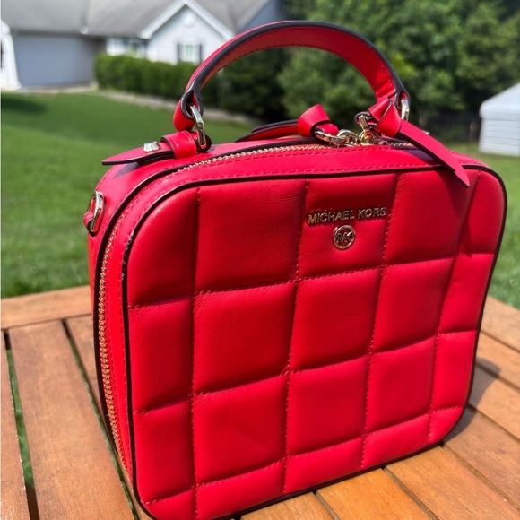 Michael Kors Red Quilted Leather Box Bag – Like New - Picture 9 of 11